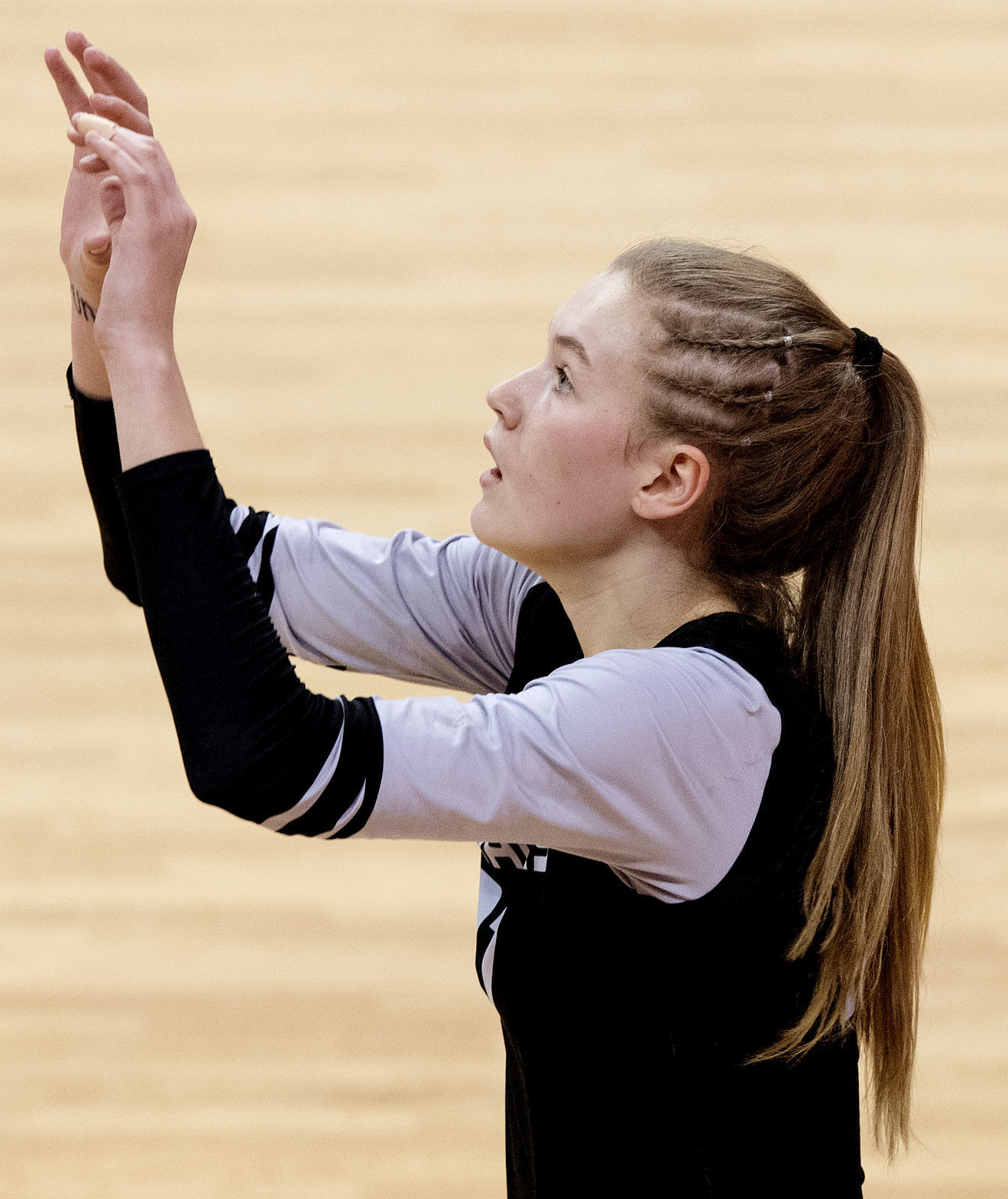 B volleyball, Omaha Skutt vs. Elkhorn South, 11/10/18